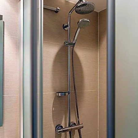 호텔 Sabot D'or 2*