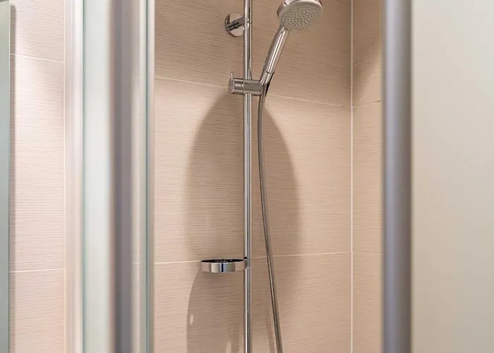 호텔 Sabot D'or 2*