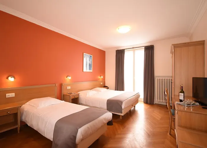 호텔 Sabot D'or 2*